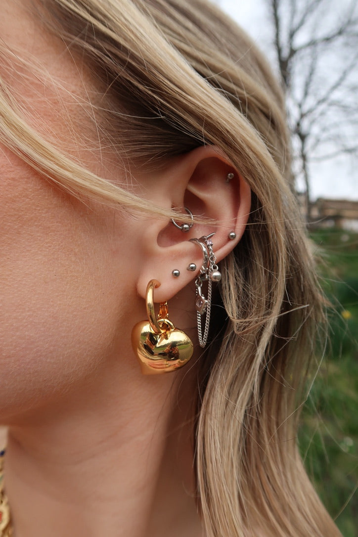Angel's Heart Earrings in Gold