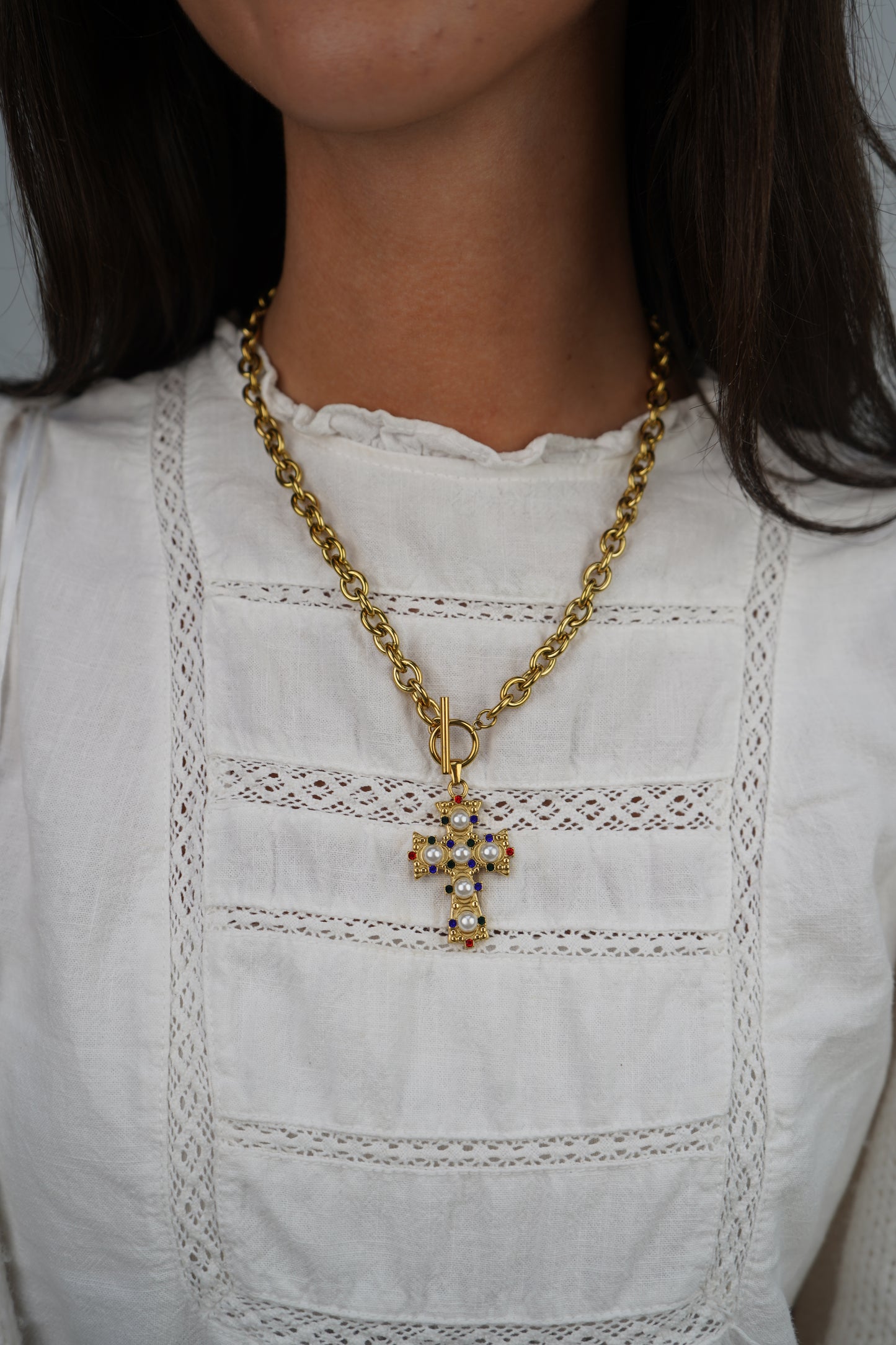 Oria's Cross Necklace