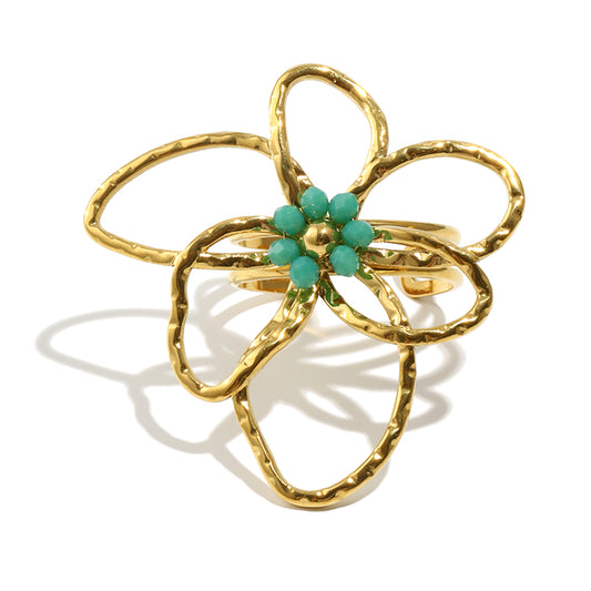 Isaline's Flower Ring in Gold with Green Accent