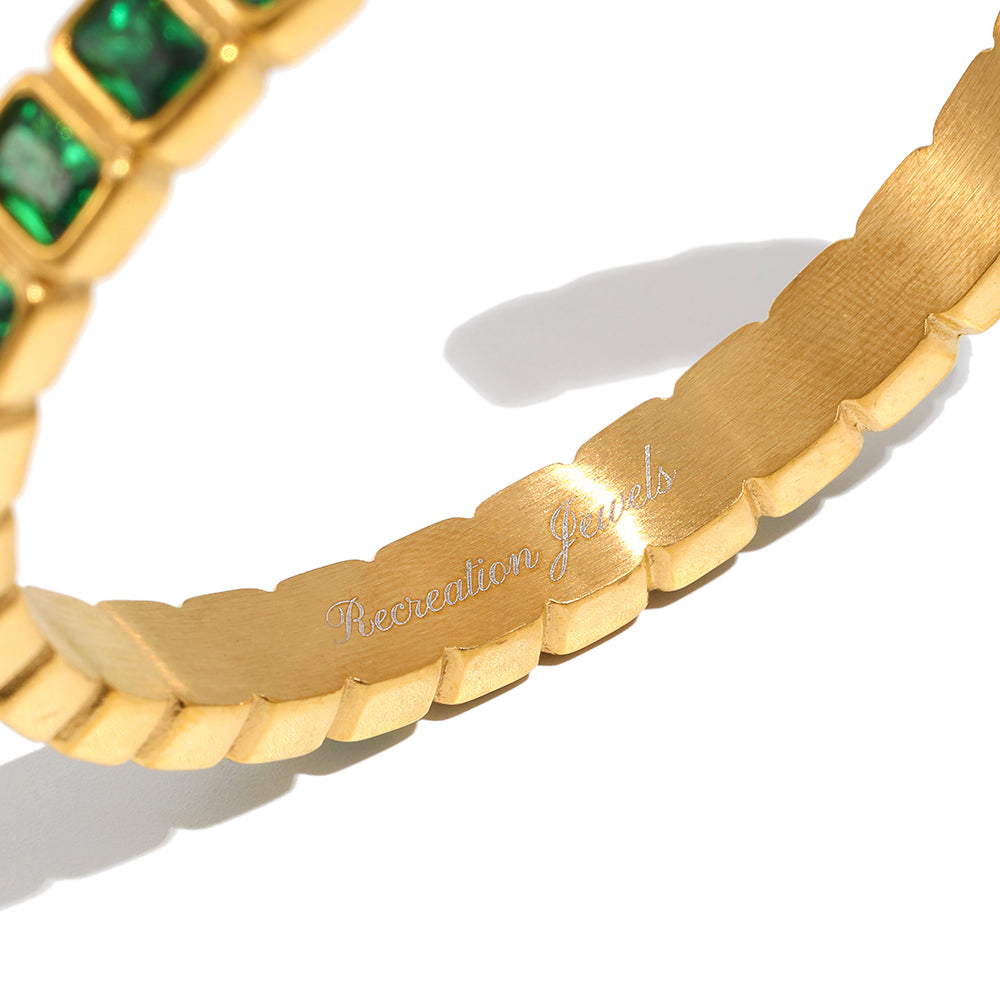 Esme’s Green Gemstone Bangle