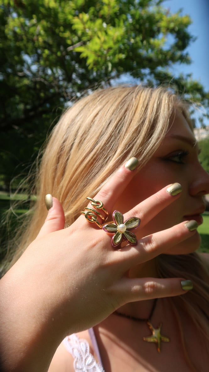 Melissa's twist ring gold