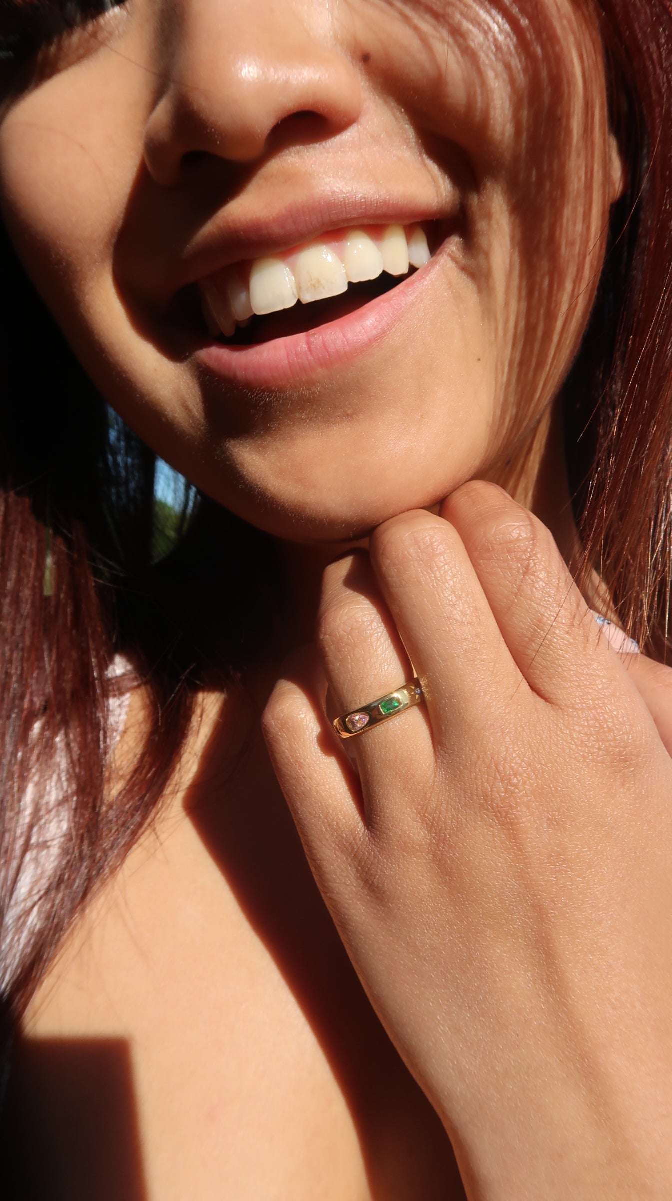 Athena’s multicoloured ring in gold