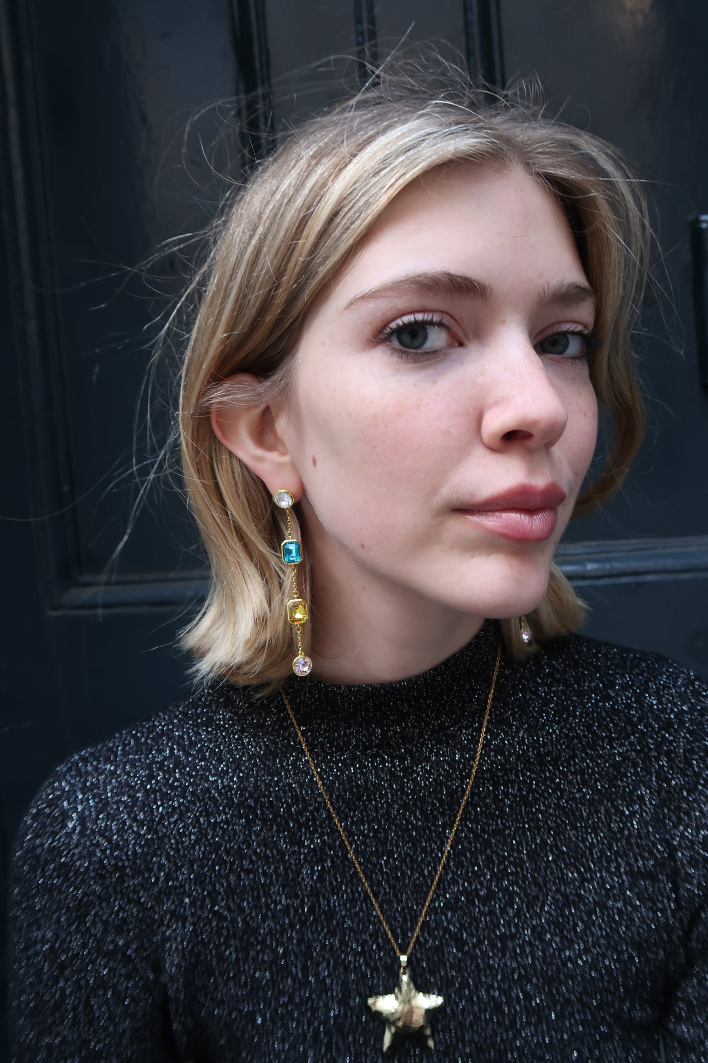 Elle’s droplet earrings