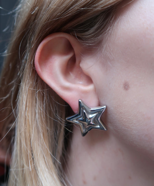 Ellie's Star Studs in Silver