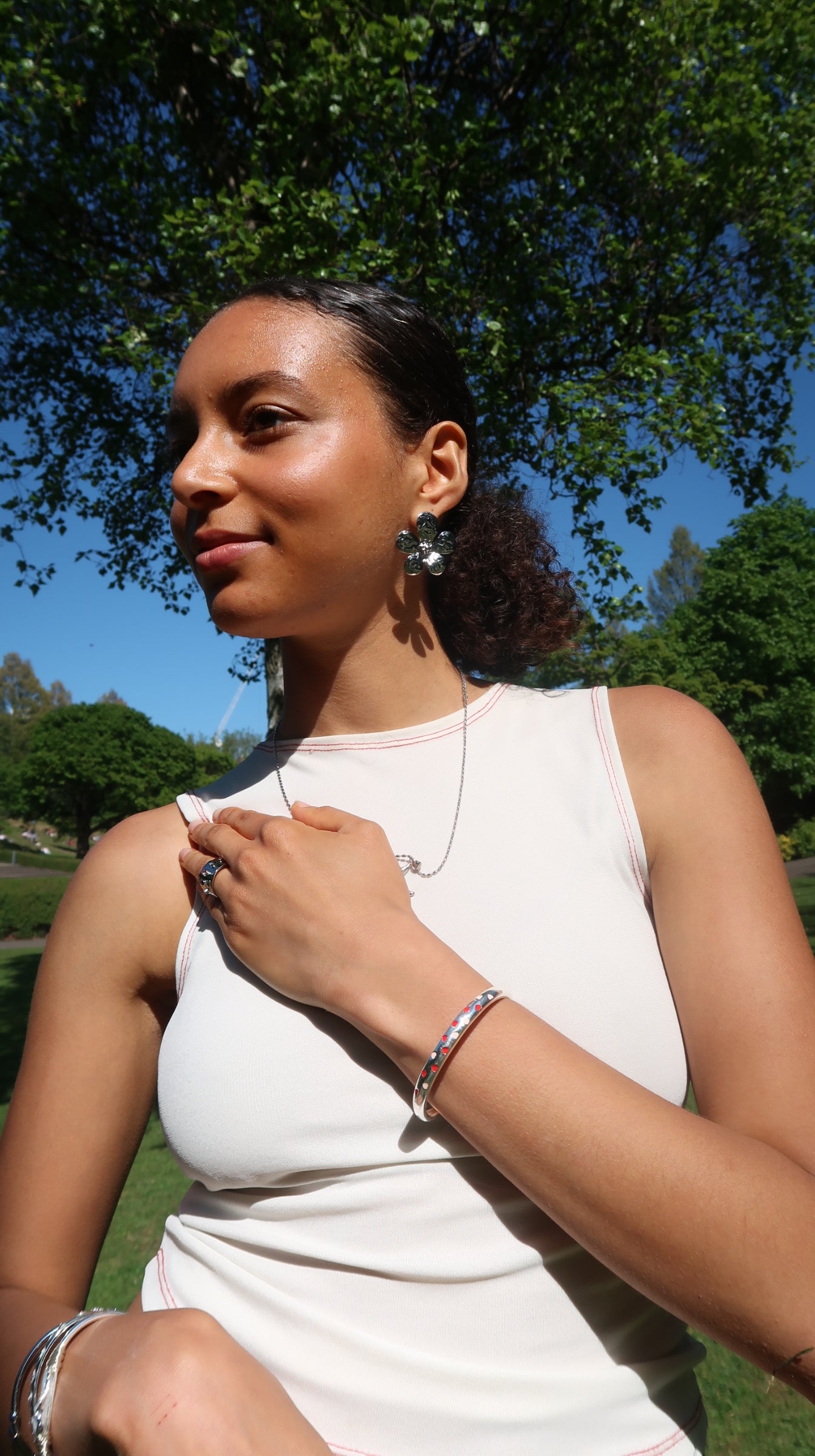Lolita's heart bangle in Silver