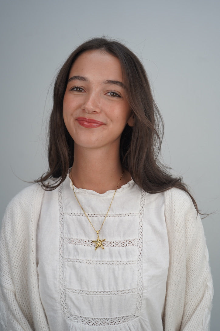 Pim's Starfish Necklace in White