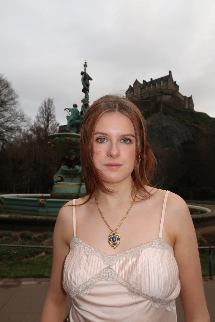 Willow's Vintage Charm