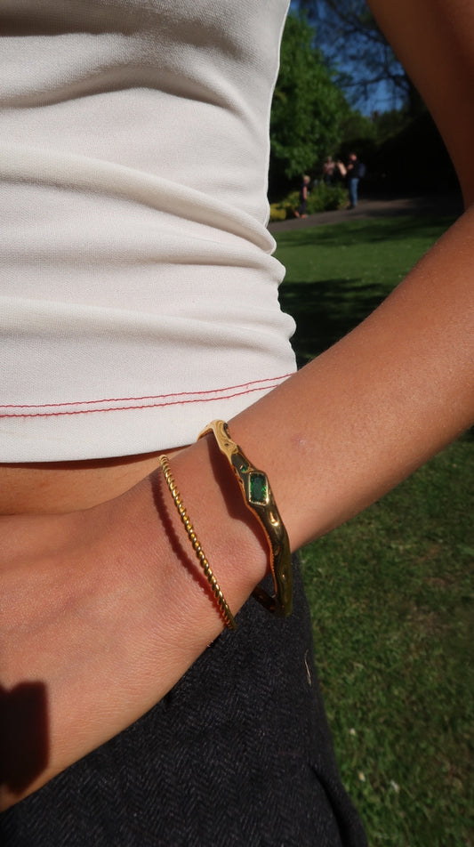 Isla's Twisted Bangle