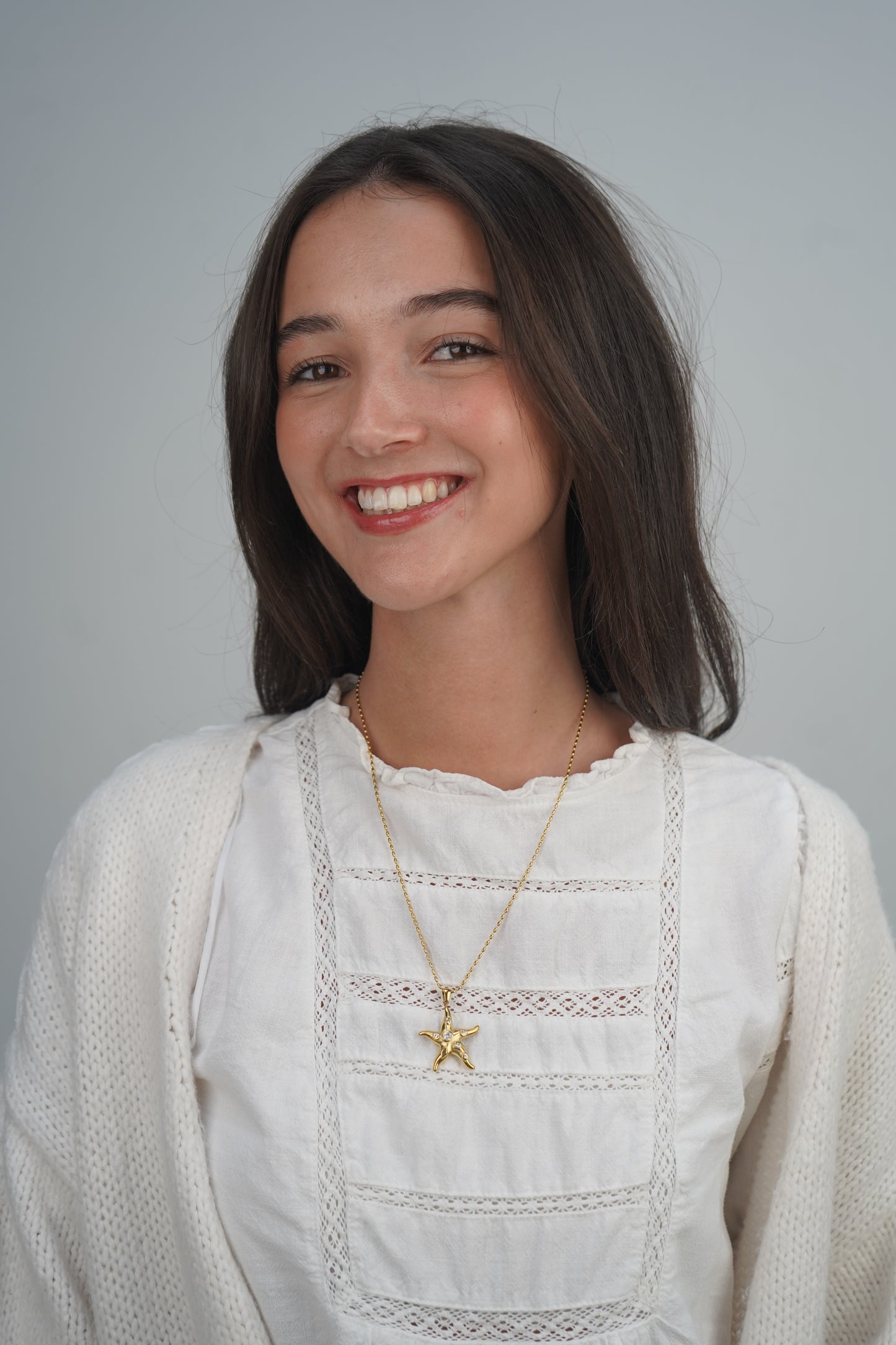 Pim's Starfish Necklace in White