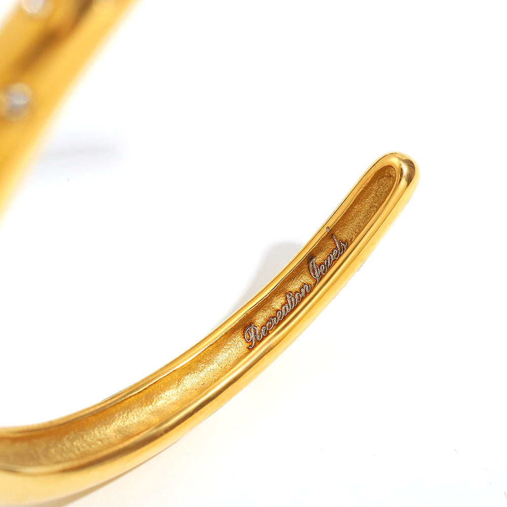 Eloise's Star Bangle in white