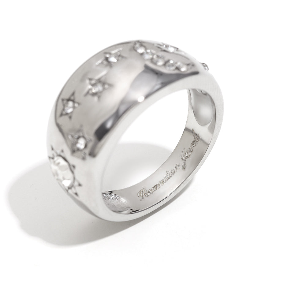 Petra's Star Ring in Silver
