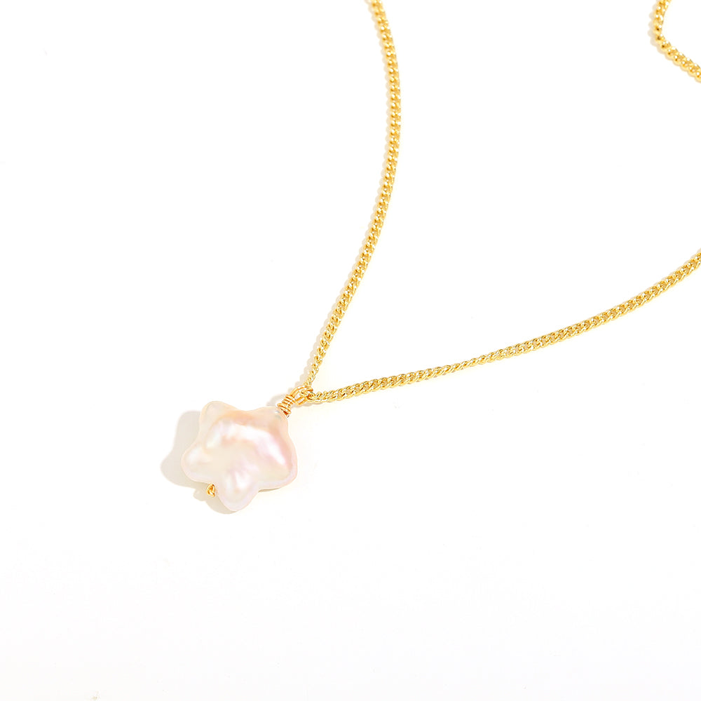 Lyra's Star Necklace