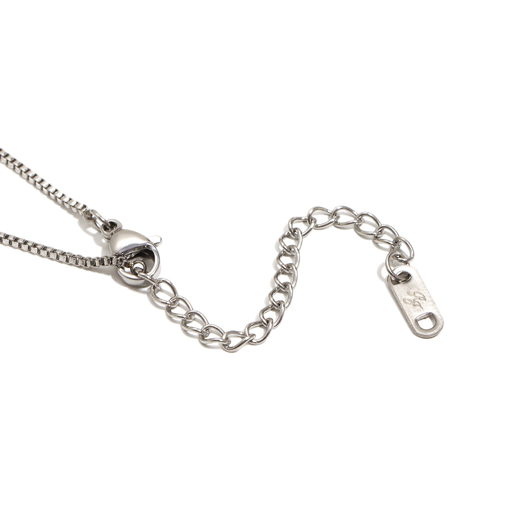 Melina's Heart Necklace In Silver