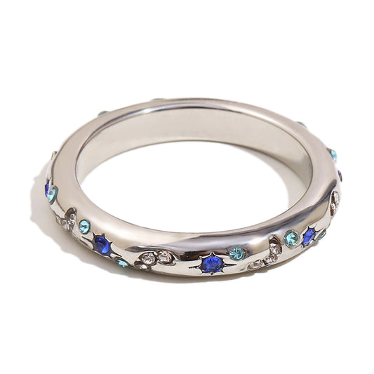 Naomie's moonshine ring in silver