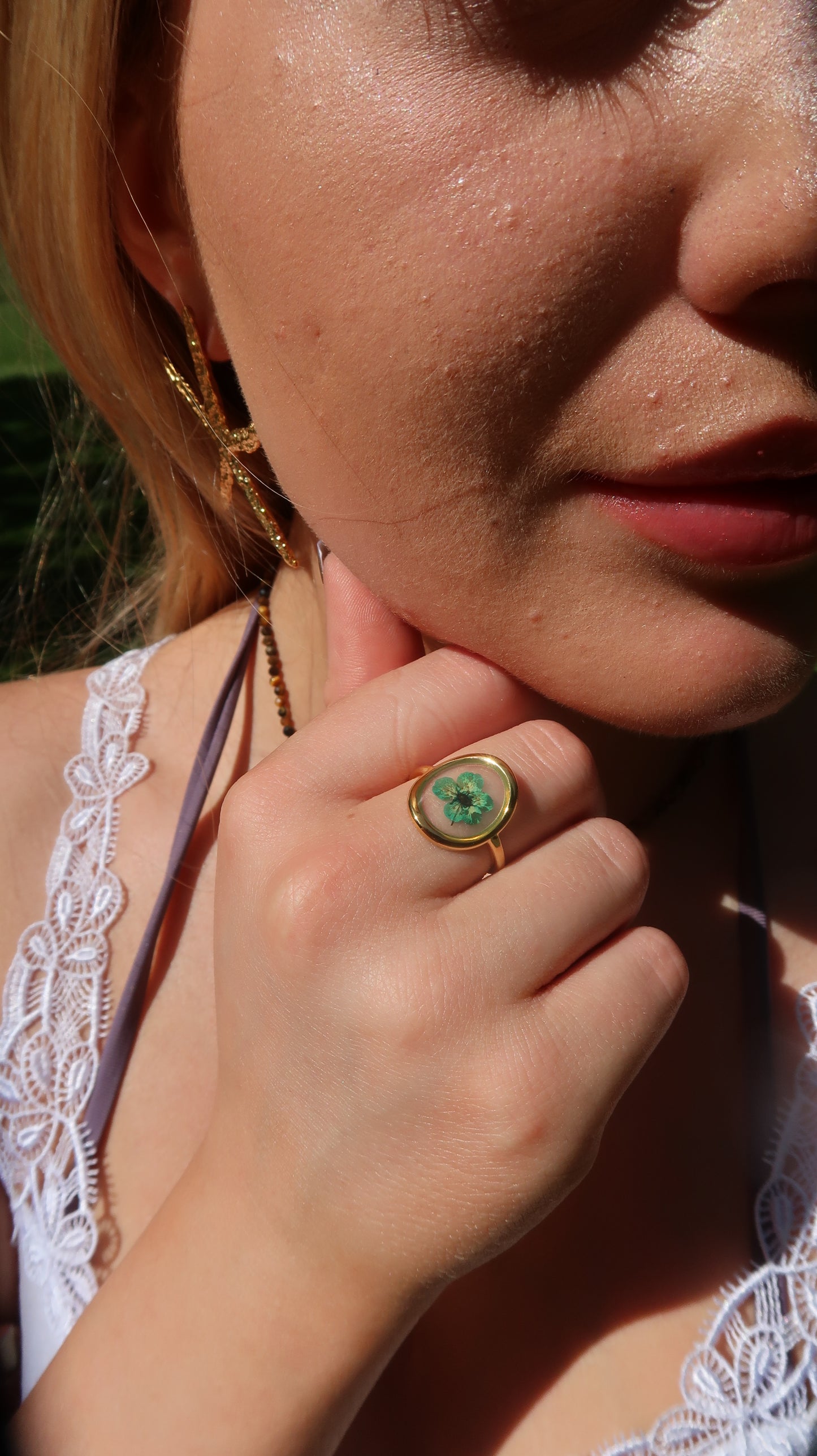 The Aveline Ring