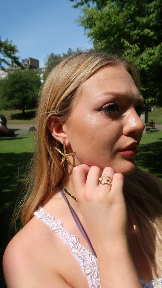 Elara's Celestial Ring