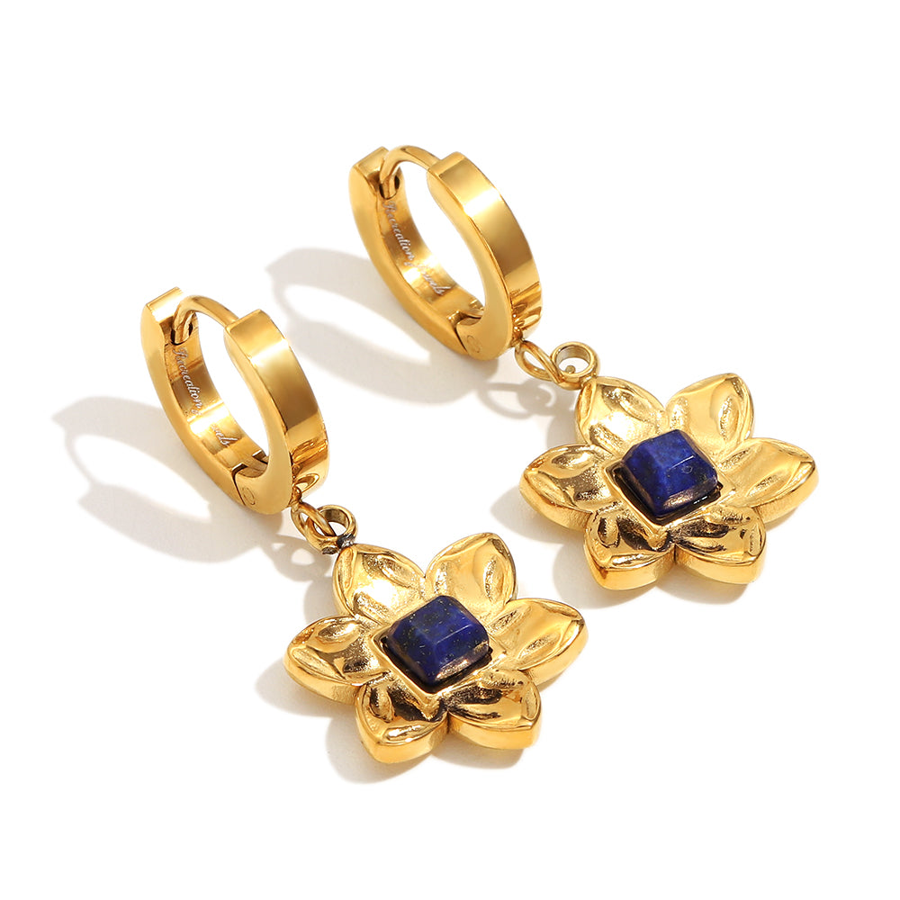 Alexandra's Flower Earrings In Gold