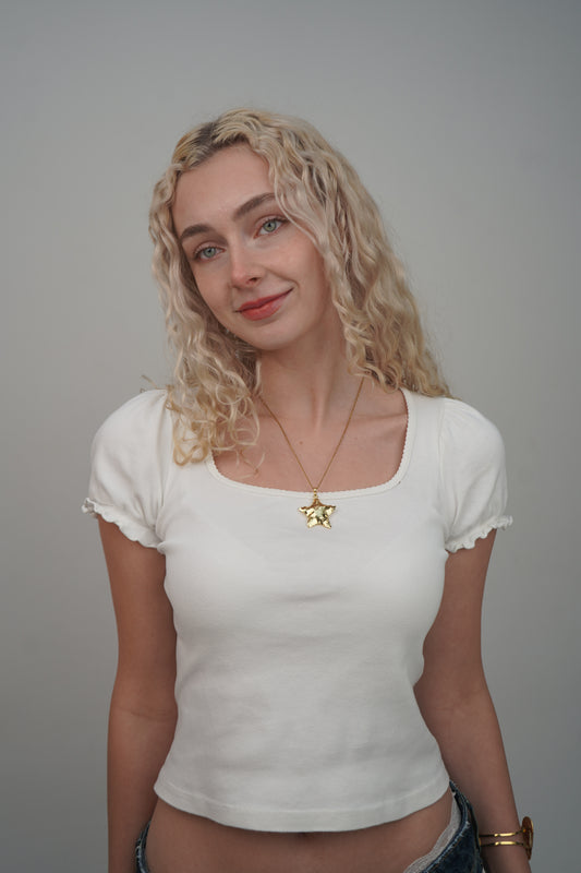 Zamiya’s star necklace