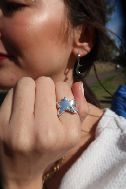 Cecily's Green Star Ring In Silver
