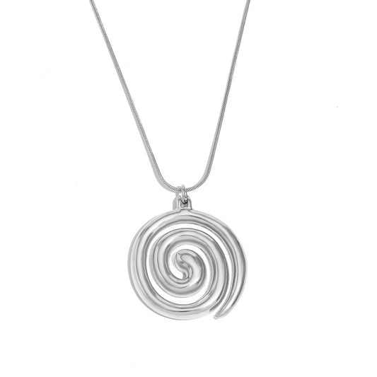 Tilly’s swirl necklace in Silver