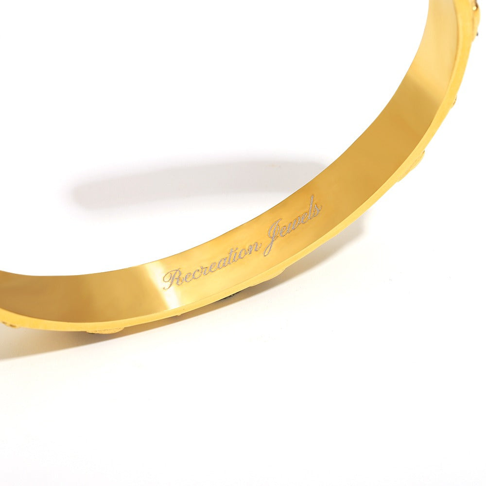 Maria's Celestial Bangle in Gold