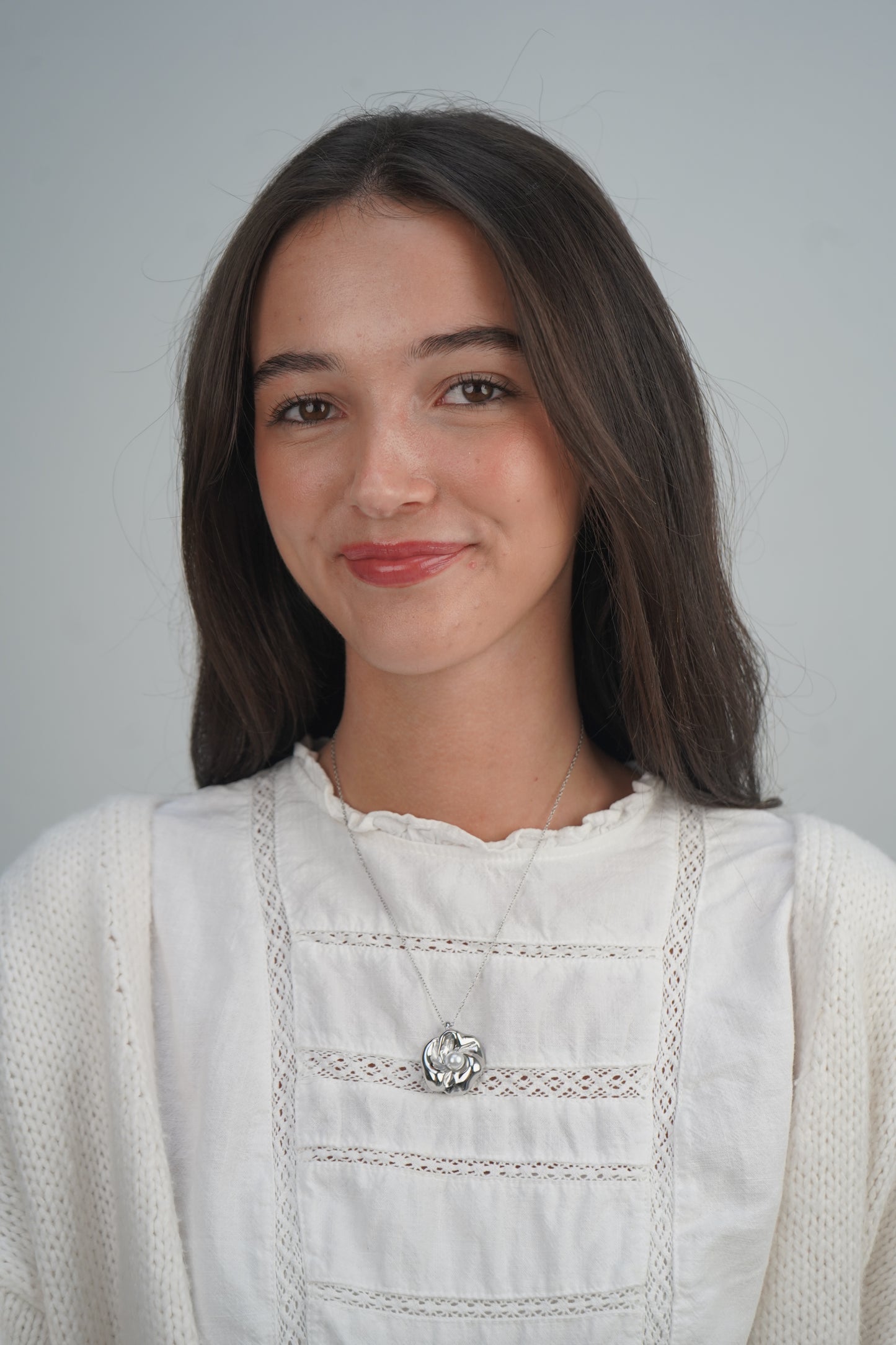 Dahlia's Pearl Necklace in Silver