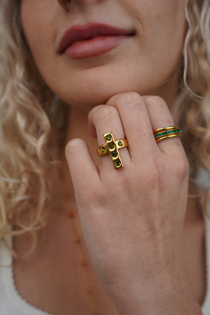 Lyla's Cross Ring In Green