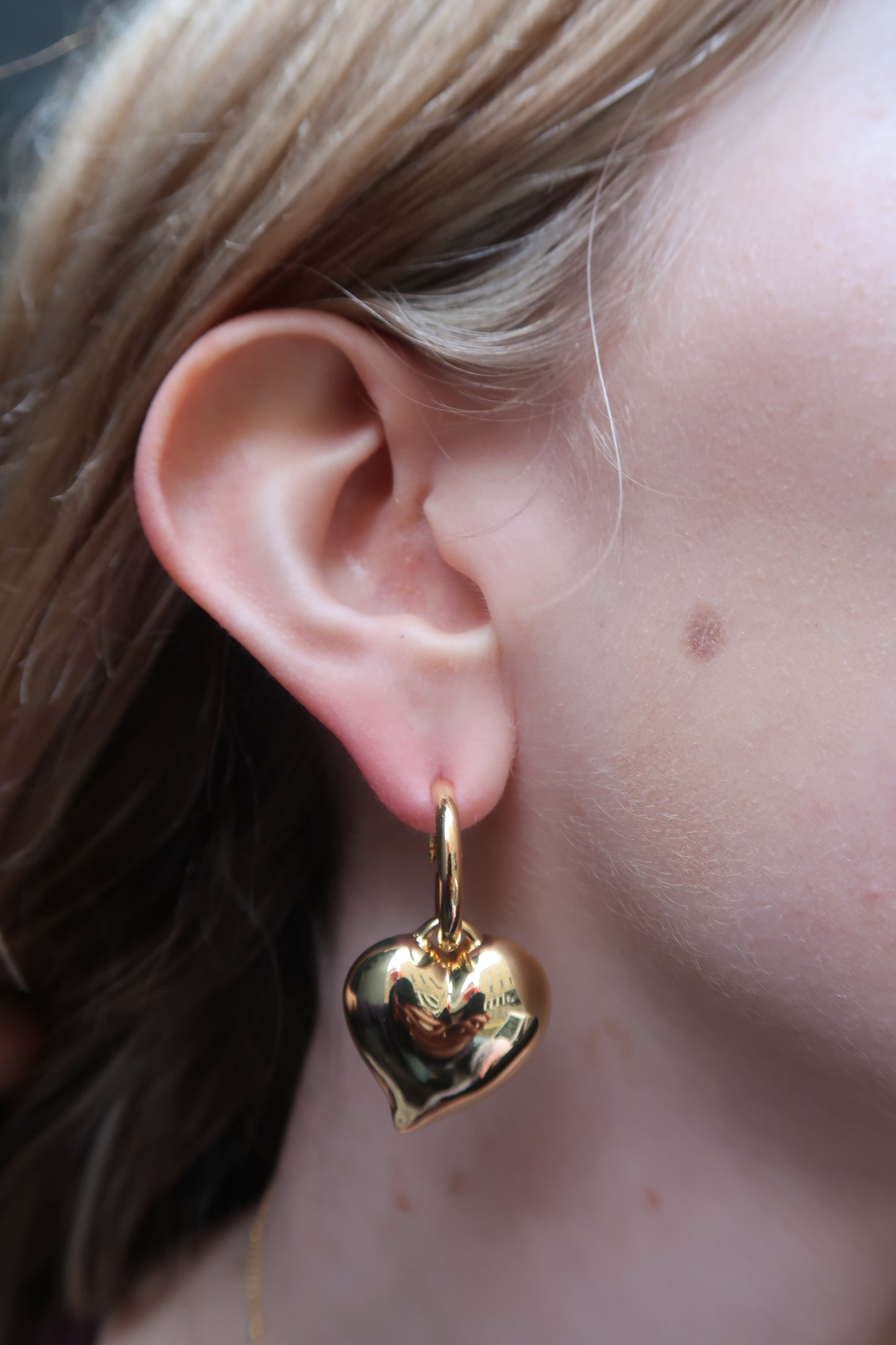 Angel's Heart Earrings in Gold