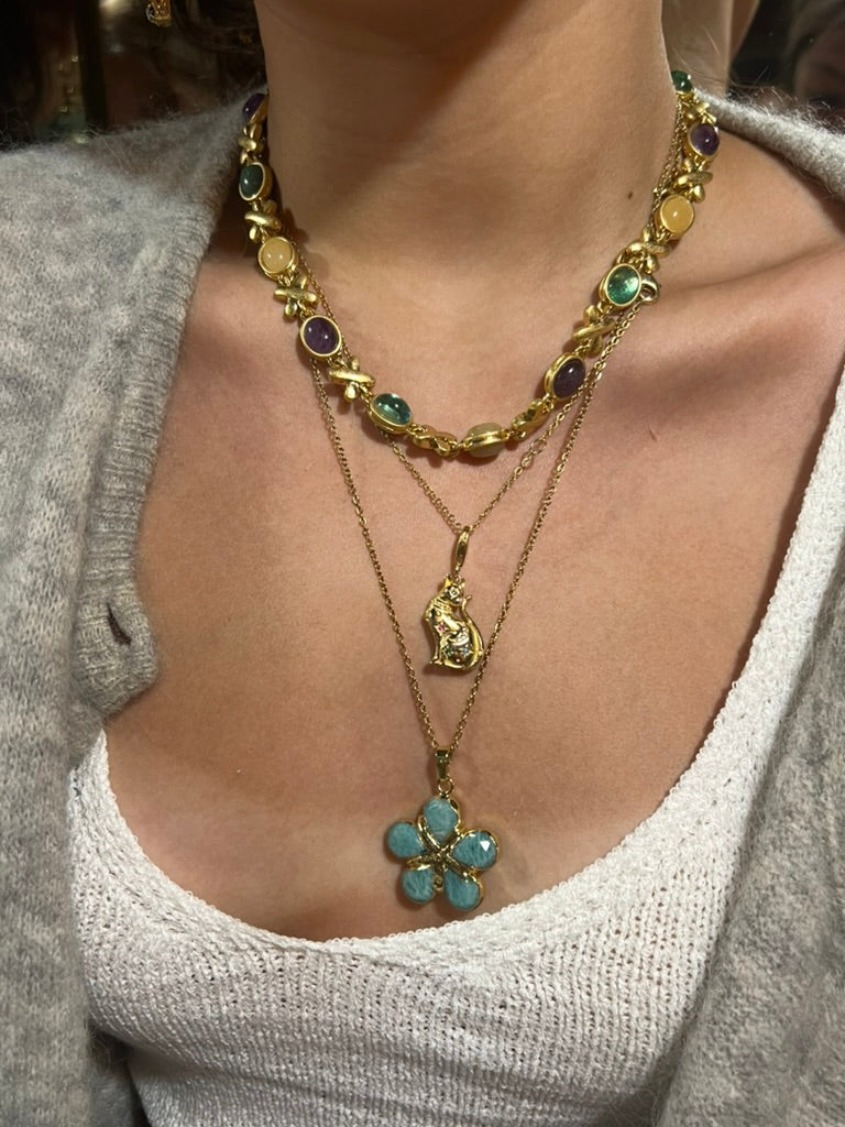 Arabella’s vintage chain