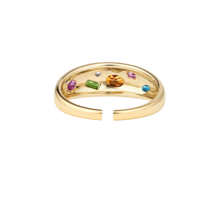 Cleo's Gemstone ring in Gold