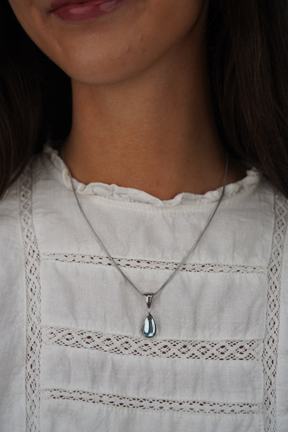 Thalia's Droplet Necklace In Silver