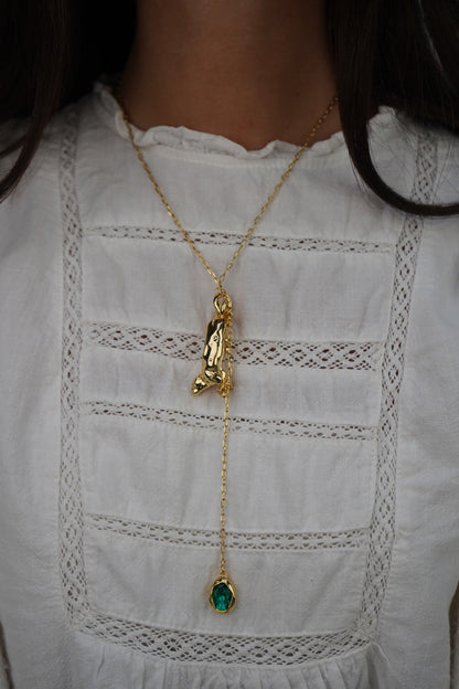 Mia’s droplet gemstone necklace