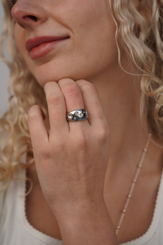 Petra's Star Ring in Silver