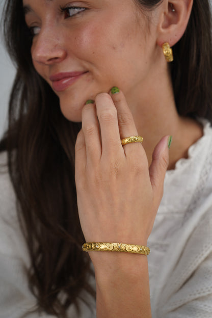 Maria's Celestial Bangle in Gold