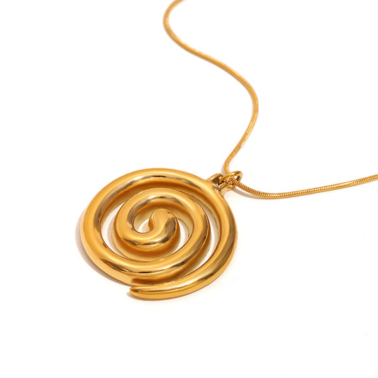 Tilly’s swirl necklace