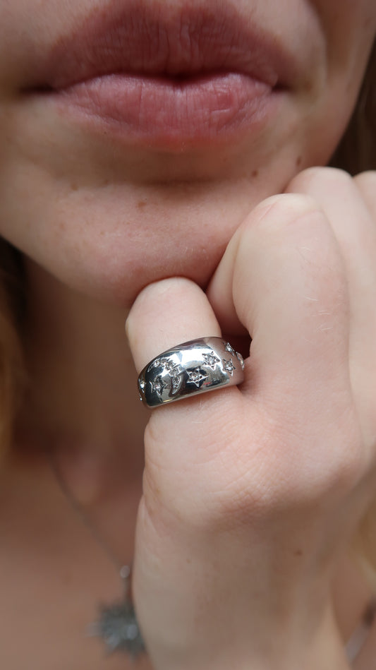 Petra's Star Ring in Silver
