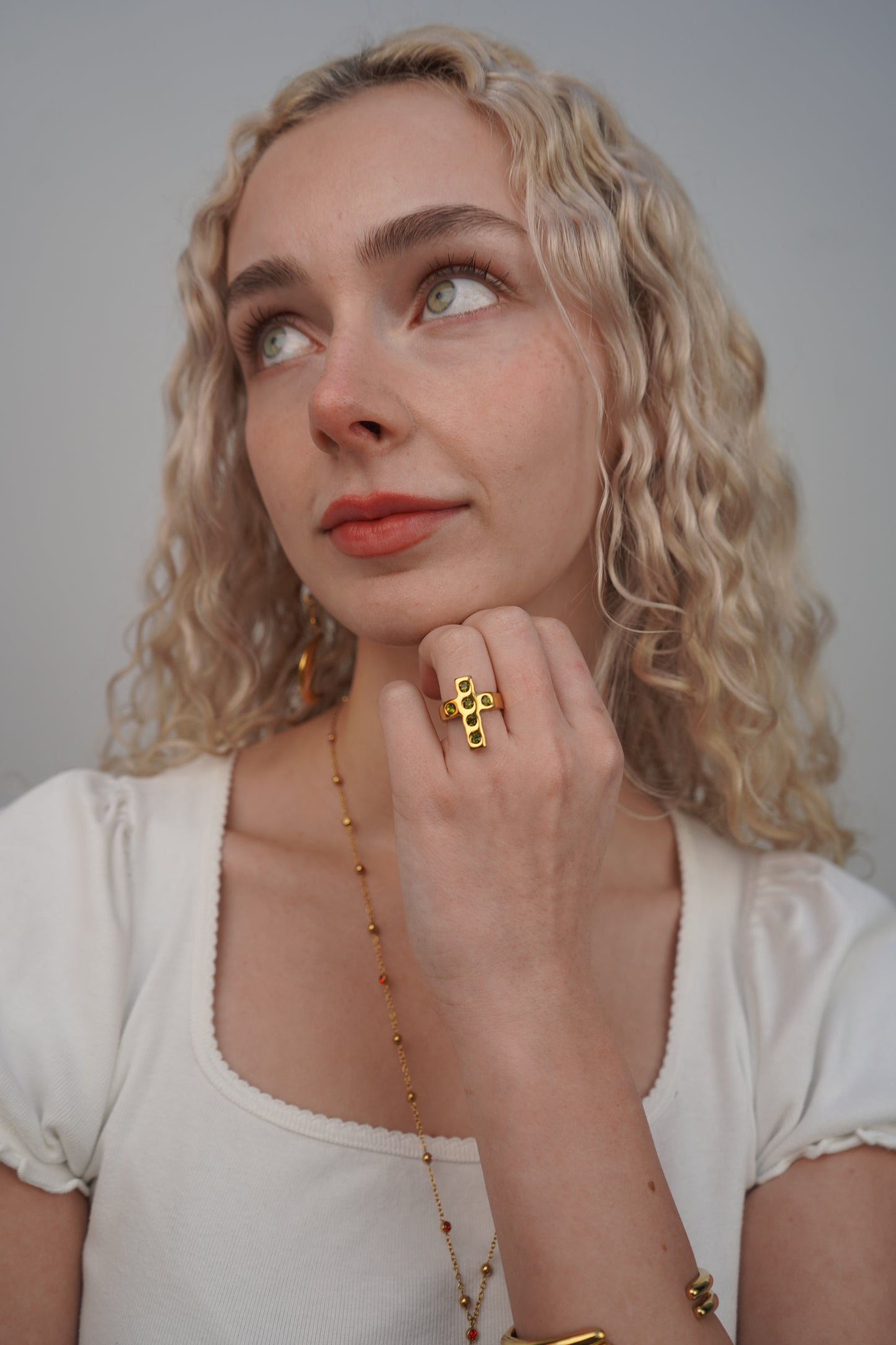 Lyla's Cross Ring In Green