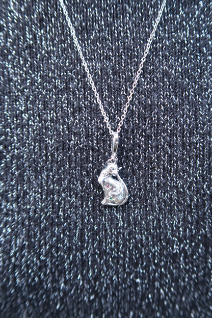 Elizabeth’s superpower cat necklace in silver