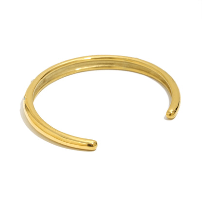 Marielle’s Moonshine Bangle in Gold