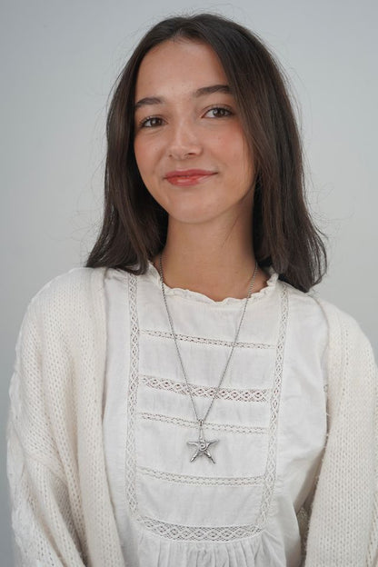 Pia's starfish necklace in silver