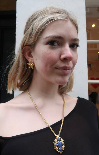 Ellie's Star Studs in Gold