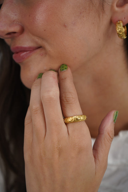 Maria’s celestial ring