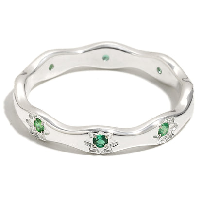 Sadie’s Green Star Ring in Silver