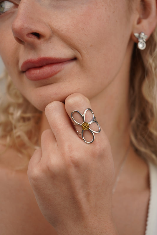 Colette's Flower Ring in Silver