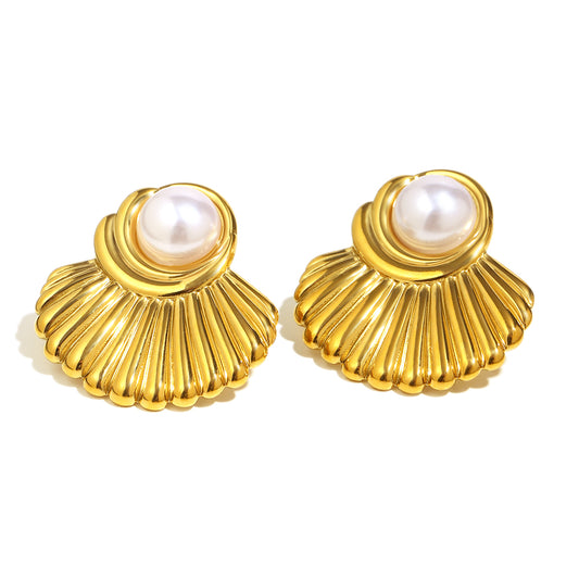 Aurelia's Pearl and Shell Earrings