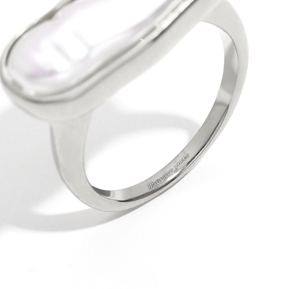 Fifi's Pearl Ring in Silver