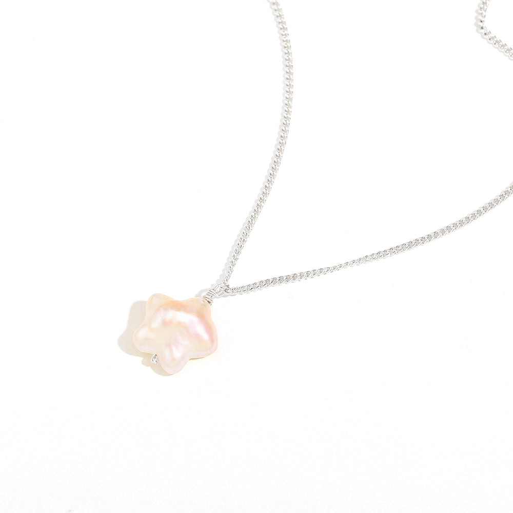 Lyra's Star Necklace In Silver
