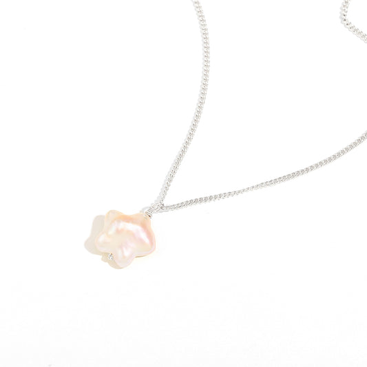 Lyra's Star Necklace In Silver