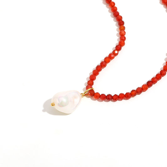 Solène's Pearl Necklace
