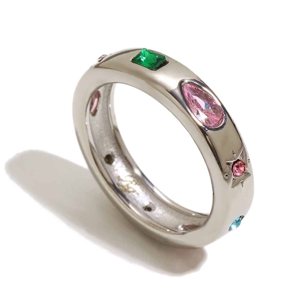 Athena’s multicoloured ring